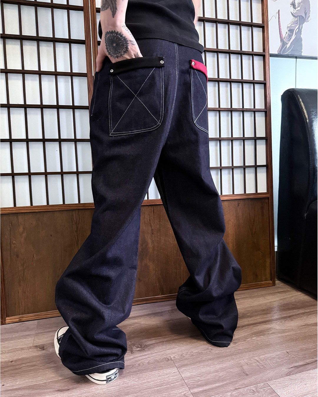 Triple-Button Baggy Jeans worn on model, image 03