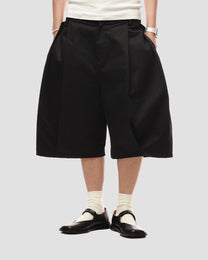 Coated Double-Pleat Wide Shorts worn on model, image 04