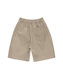 Coated Pleated Wide Shorts worn on model, image 04