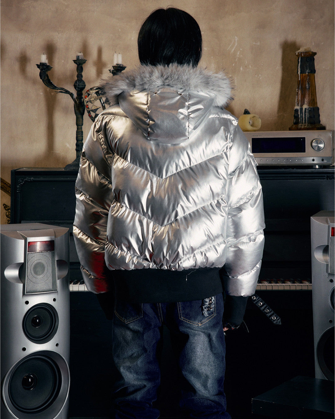 PAIKI | Oversized Hood Cropped Puffer Jacket styled product image 08