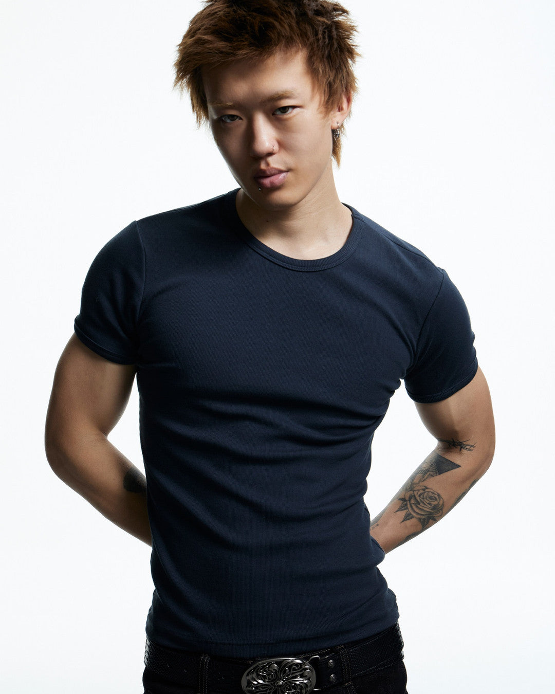 DND4DES | Slim-Fit Ribbed Crew Neck T-Shirt styled product image 01
