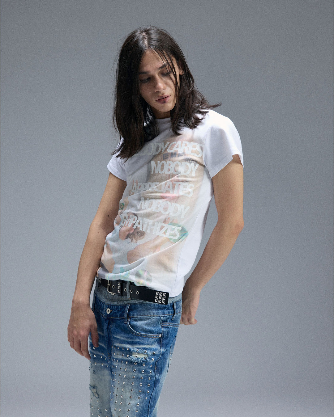 Disc Portrait Slogan T-Shirt worn on model, image 04