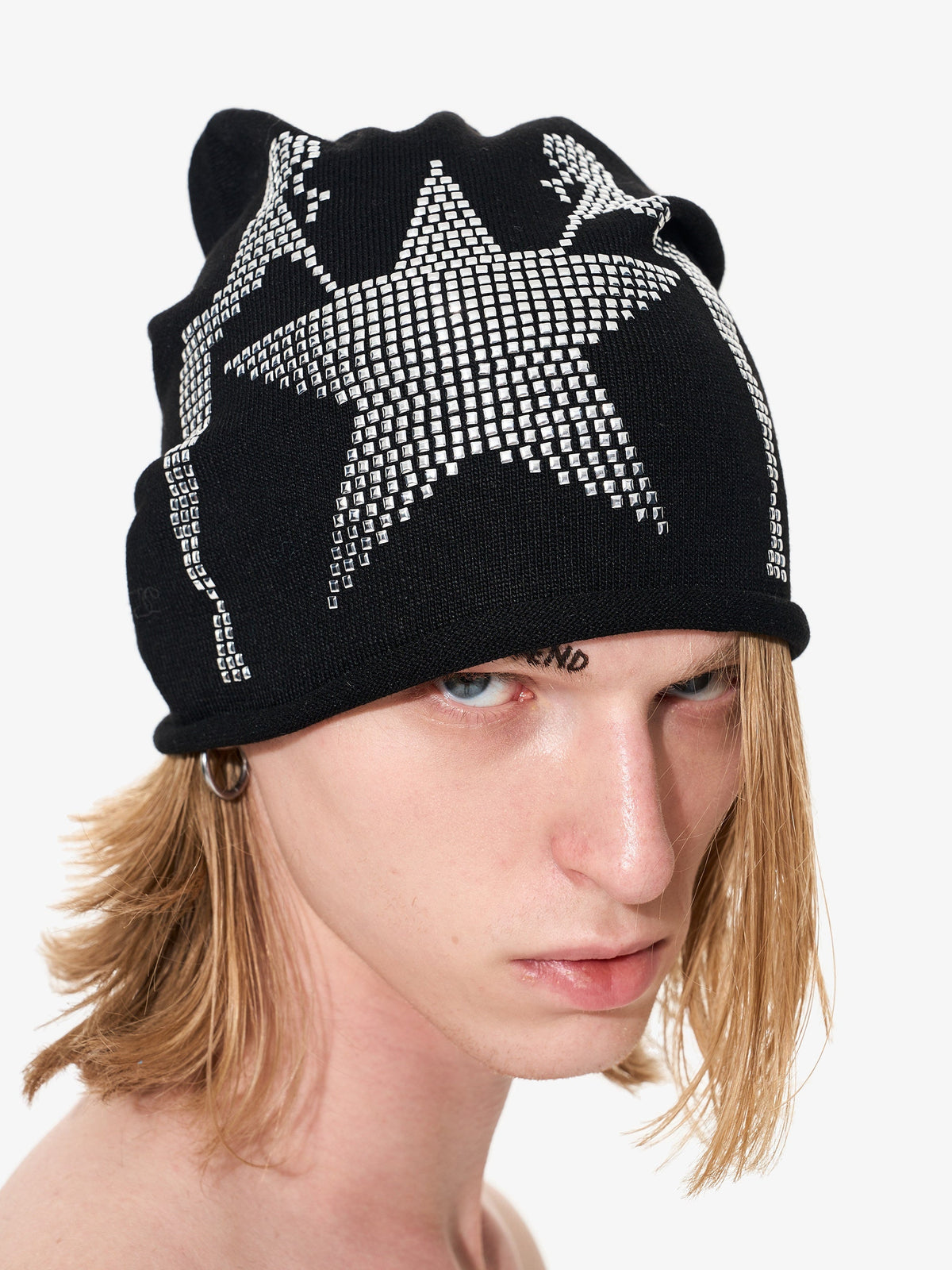 FOURTH3EX STAR RHINESTONE KNIT BEANIE; Black; worn view