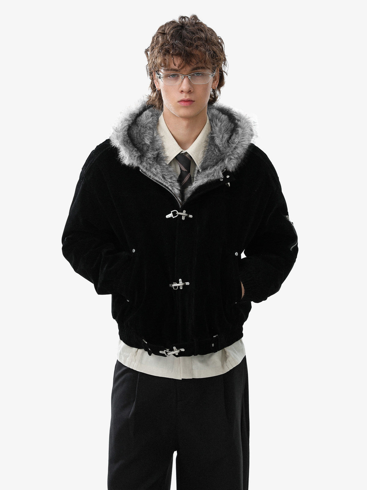 BLACK ENERGY FUR HOOD TOGGLE JACKET; Black; model view