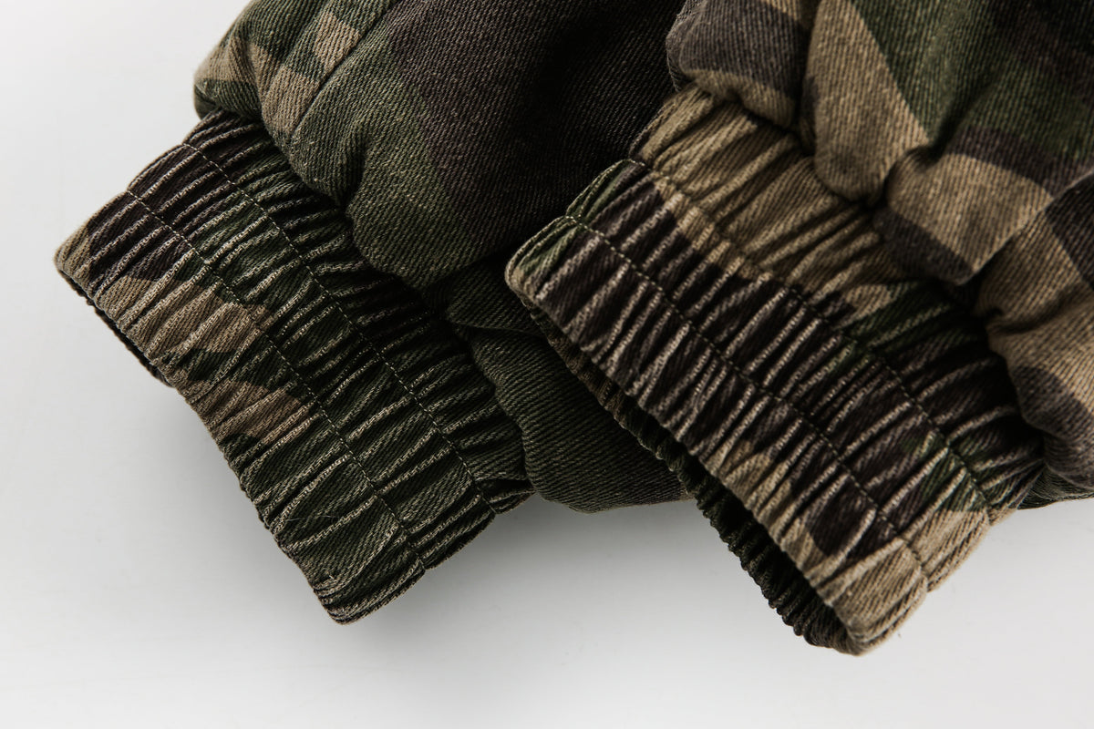 BLACK ENERGY CAMO FUR HOOD JACKET; Camo; garment construction detail