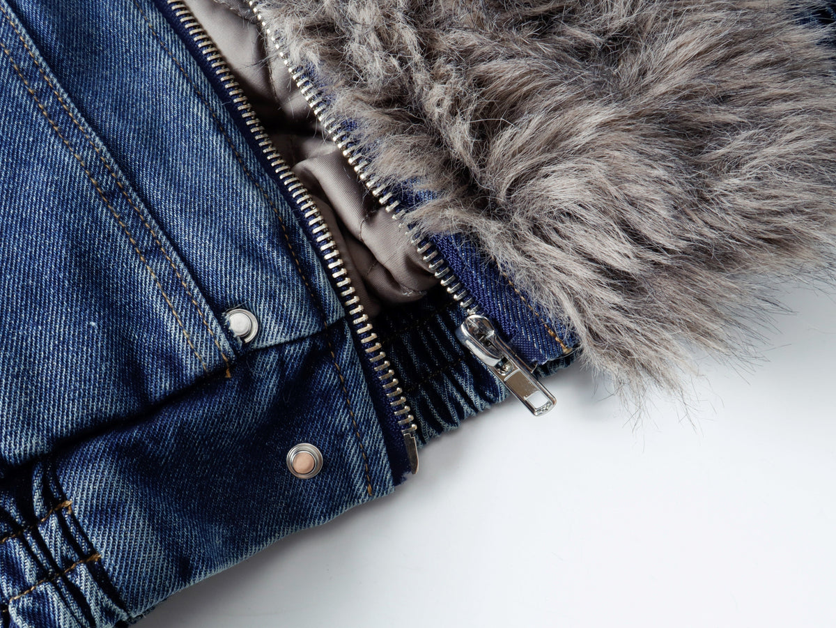 SMK MADE FUR COLLAR DENIM JACKET; Denim Blue; garment construction detail