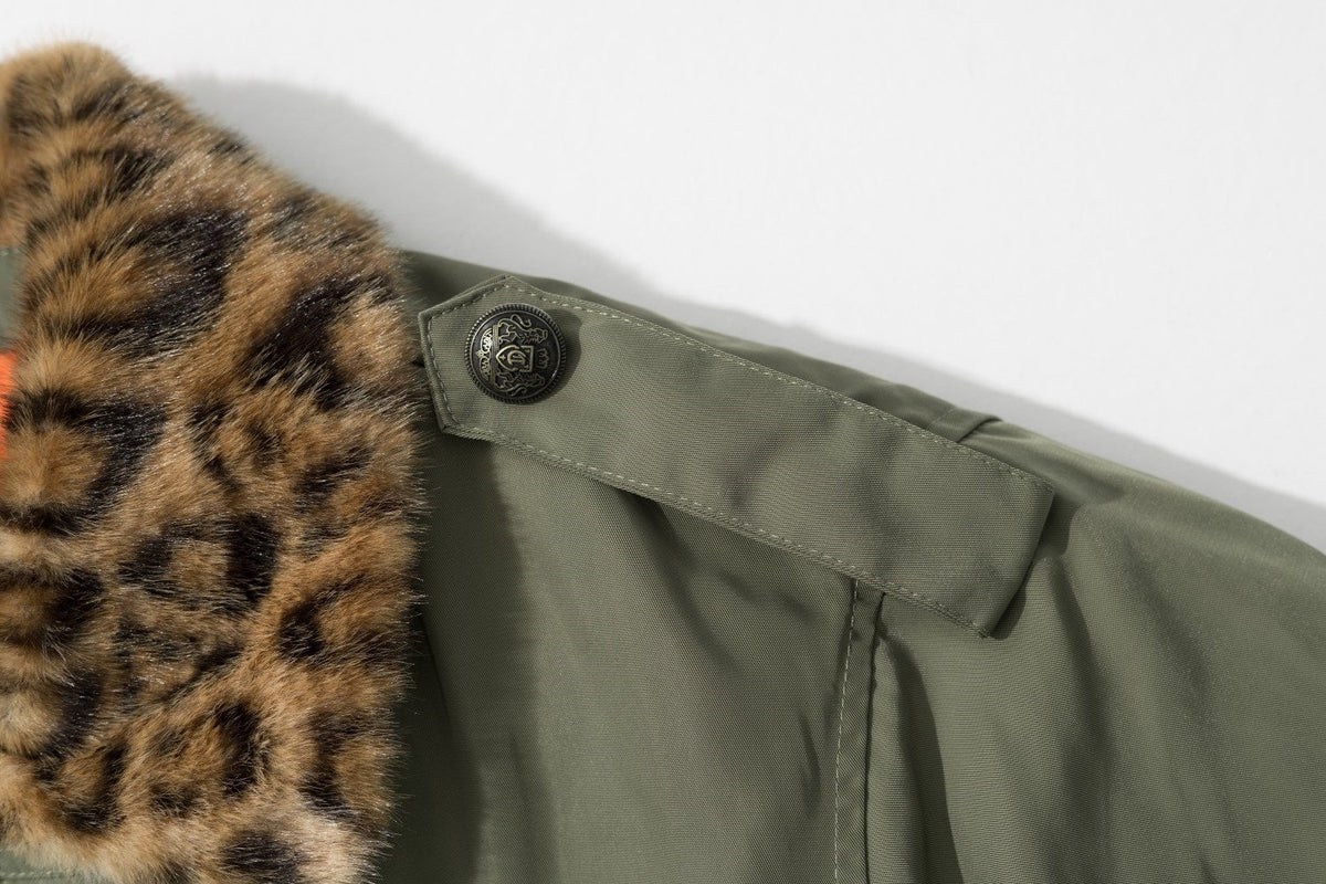 TAELE PLUS LEOPARD FAUX FUR COLLAR JACKET; Gray Green; garment construction detail