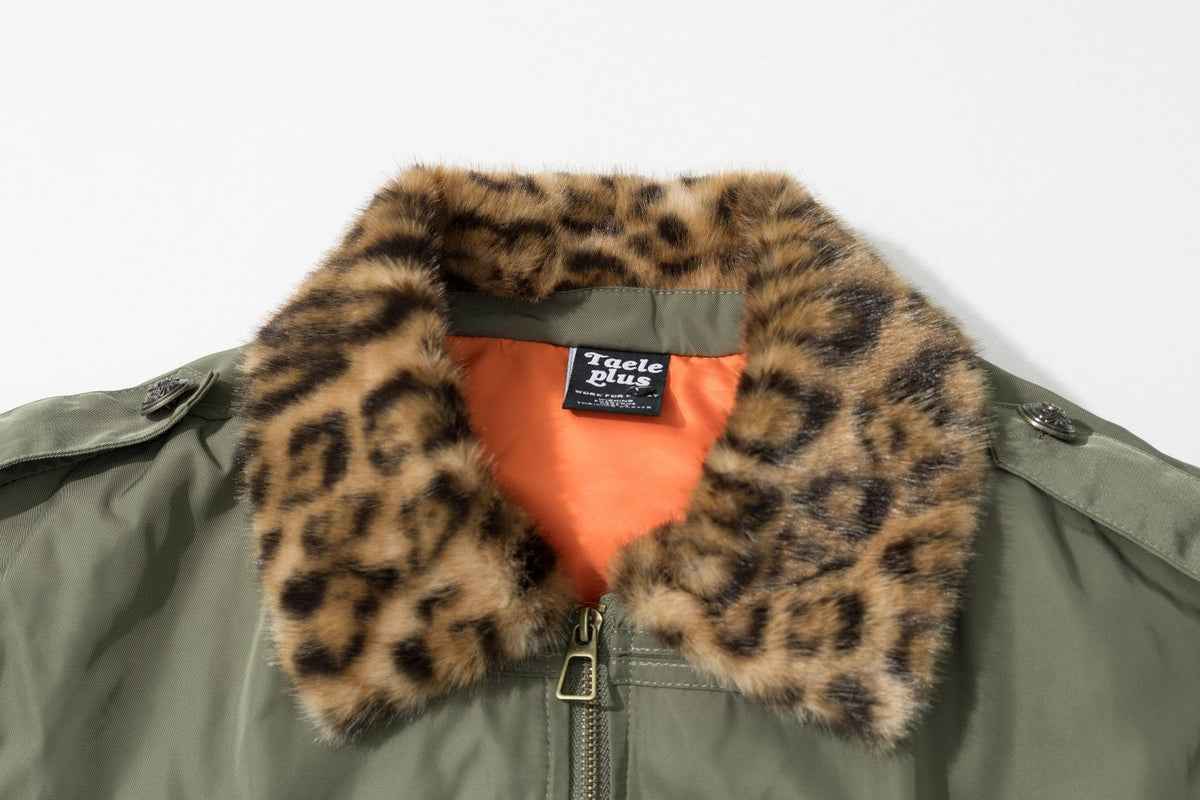 TAELE PLUS LEOPARD FAUX FUR COLLAR JACKET; Gray Green; garment construction detail