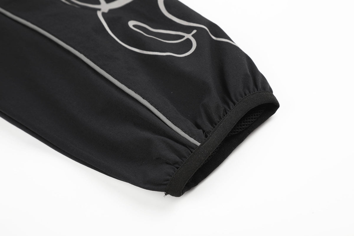 DC PEGASUS EMBROIDERED ZIP JACKET; Black; design detail