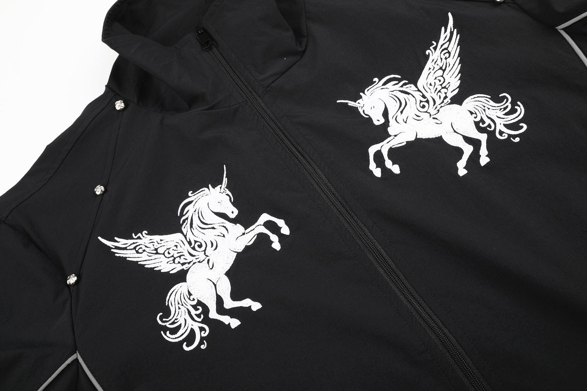 DC PEGASUS EMBROIDERED ZIP JACKET; Black; design detail