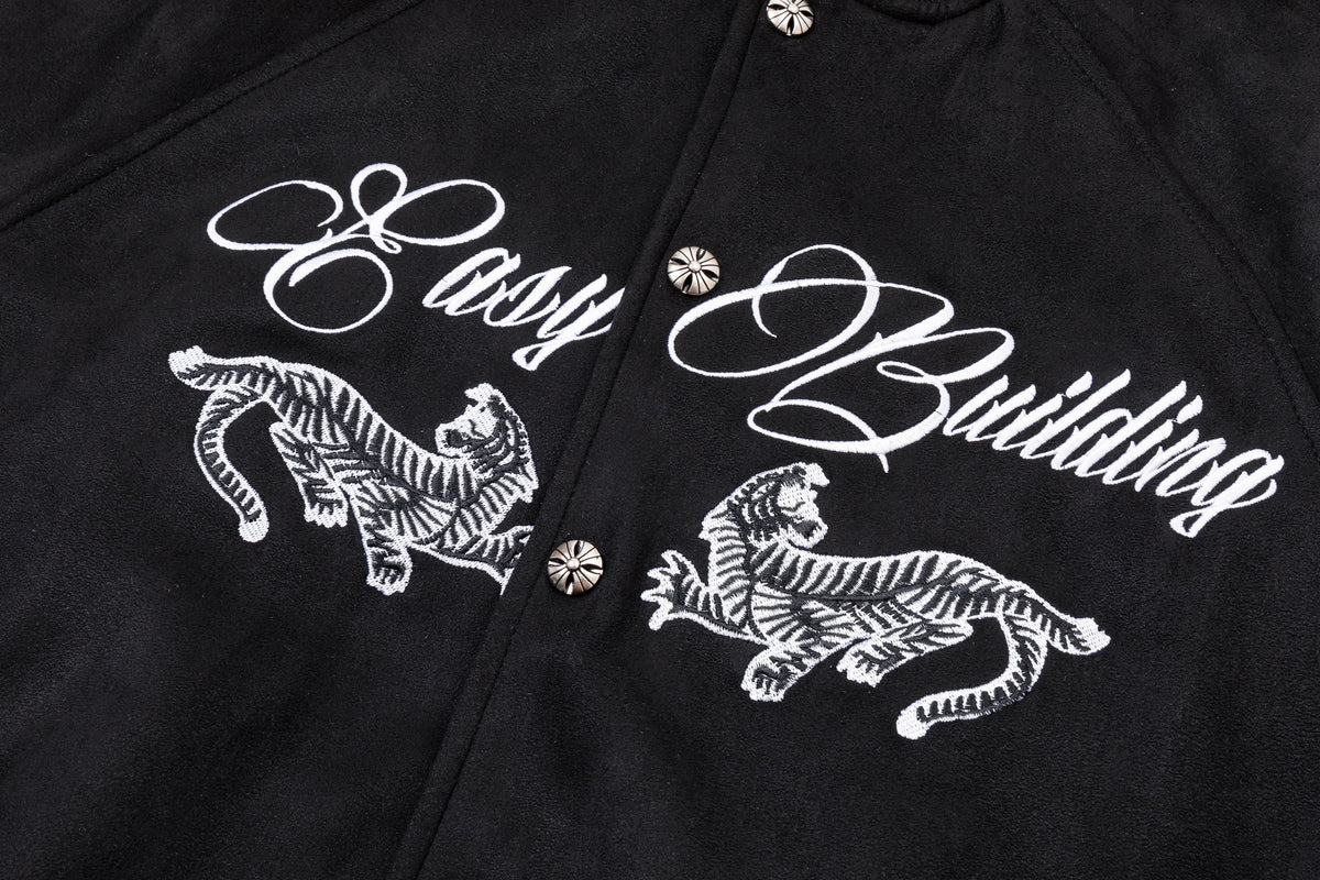 EASY BUILDING RAGLAN SCRIPT BOMBER JACKET; Black; design detail
