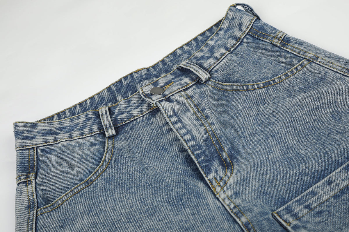 GEESAS MULTI POCKET BAGGY BARREL JEANS; Blue; garment construction detail