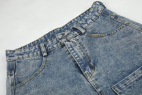 GEESAS MULTI POCKET BAGGY BARREL JEANS; Blue; garment construction detail