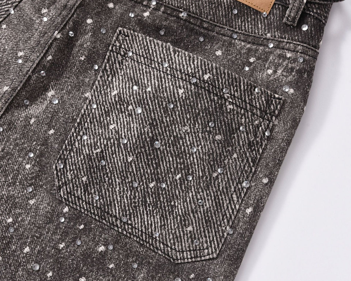 GZBKI RHINESTONE BELT WASHED JEANS; Black; garment construction detail