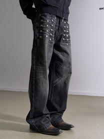 NO E MOSEN PYRAMID STUD WASHED JEANS; Black; model view