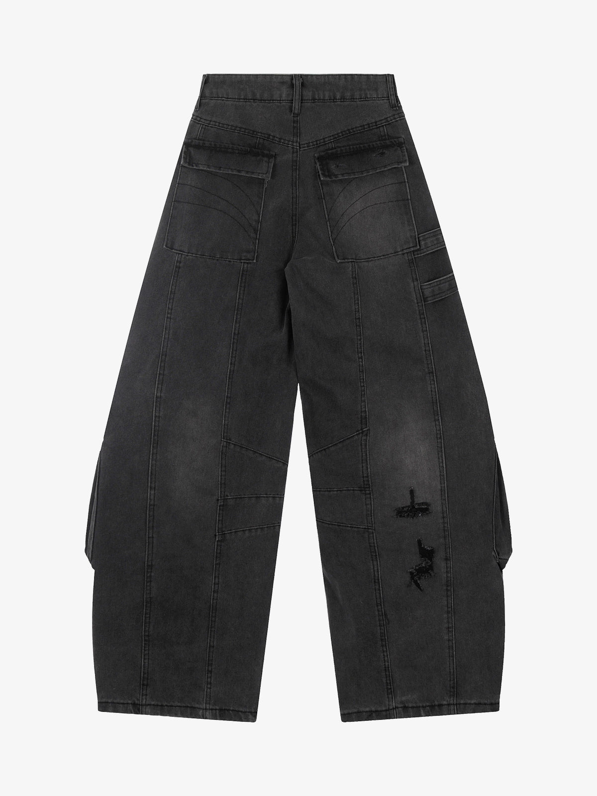 RVNTENG WASHED PANEL CARGO JEANS; Black; back view