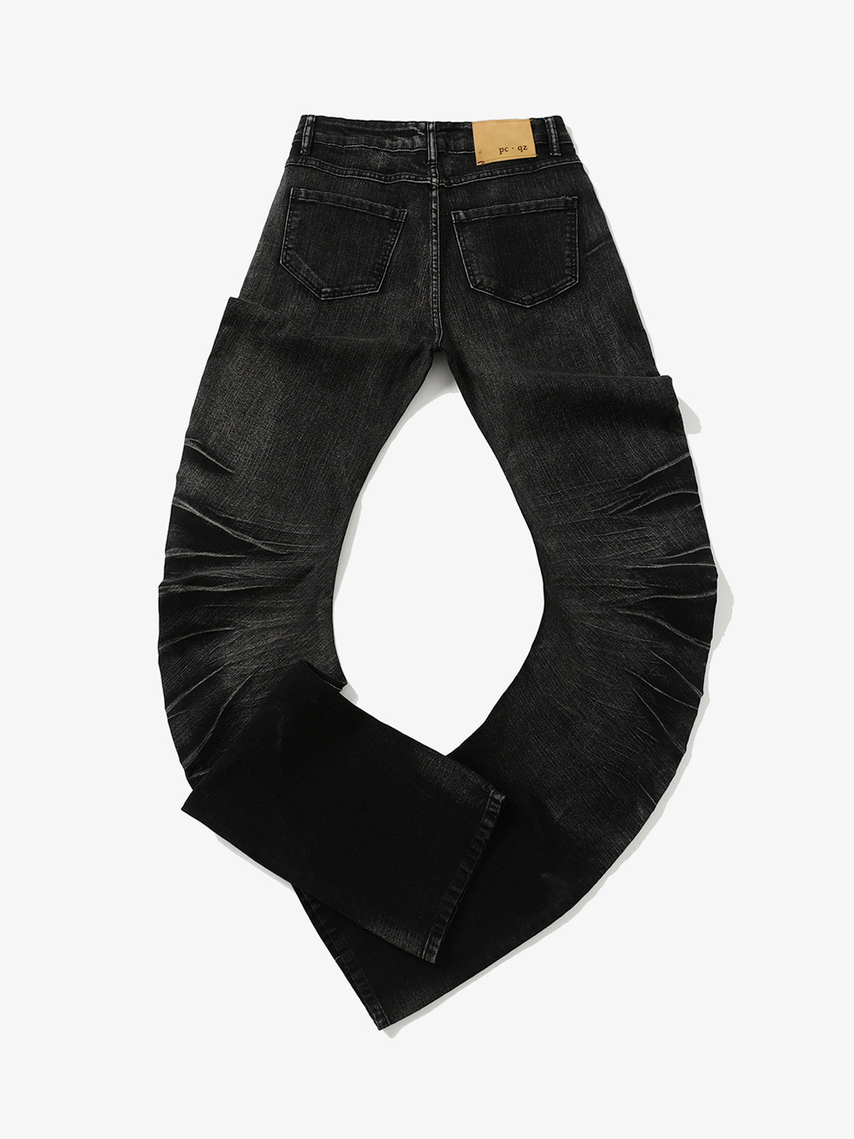UNF CURVED SEAM WASHED JEANS; Black; back view