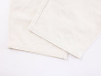 VLEX OFFICIAL RED CROSS CHAIN JEANS; White; garment construction detail