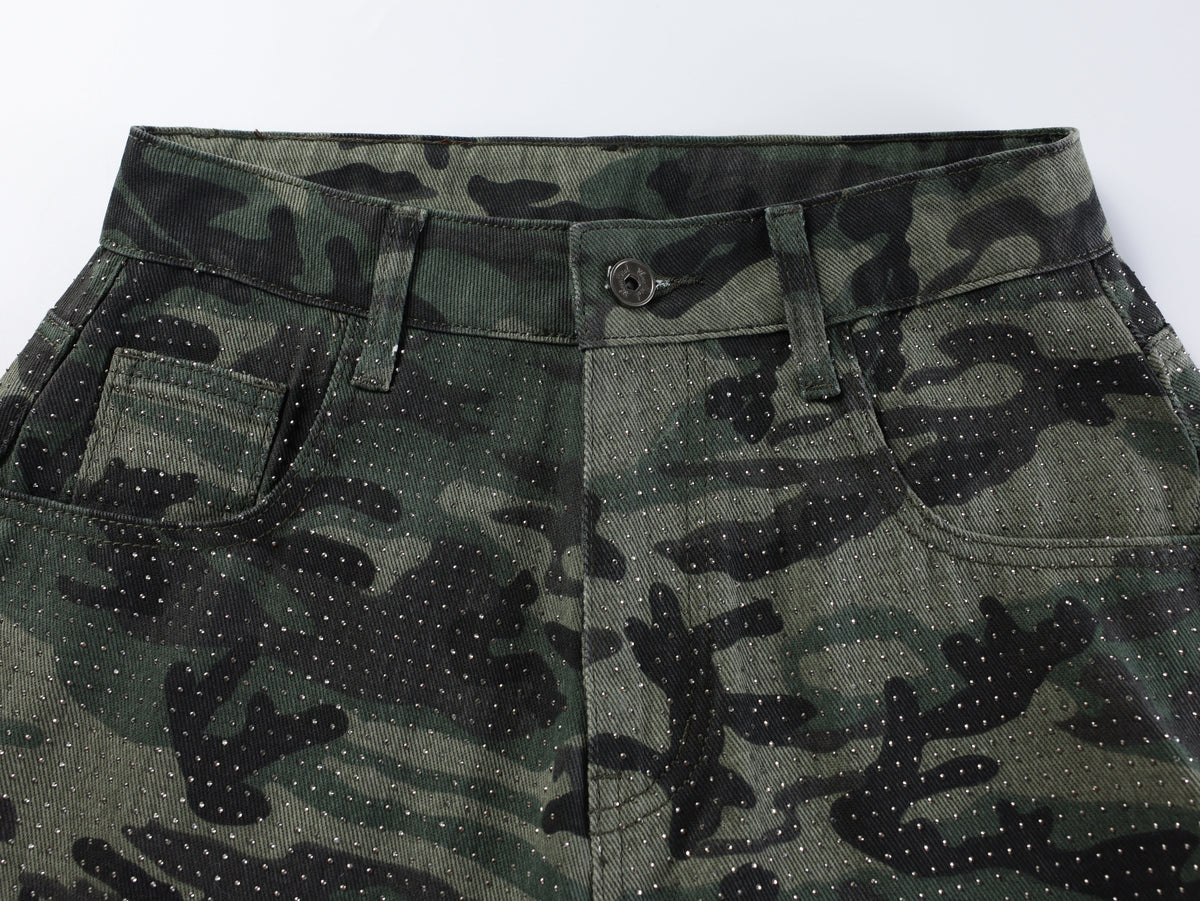 VLEX OFFICIAL RHINESTONE CAMO BAGGY BARREL JEANS; Camo; garment construction detail