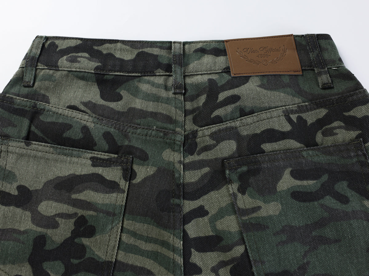 VLEX OFFICIAL RHINESTONE CAMO BAGGY BARREL JEANS; Camo; garment construction detail
