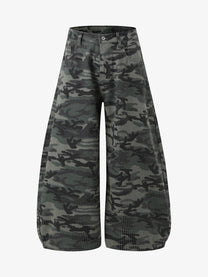 VLEX OFFICIAL RHINESTONE CAMO BAGGY BARREL JEANS; Camo; front view
