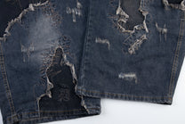 ZHANLAI DISTRESSED PANEL BAGGY JEANS; Blue; design detail