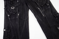 ZHANLAI LAYERED CARGO PANEL JEANS; Black; garment construction detail