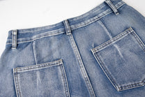 ZHANLAI MULTI POCKET CARGO JEANS; Blue; garment construction detail