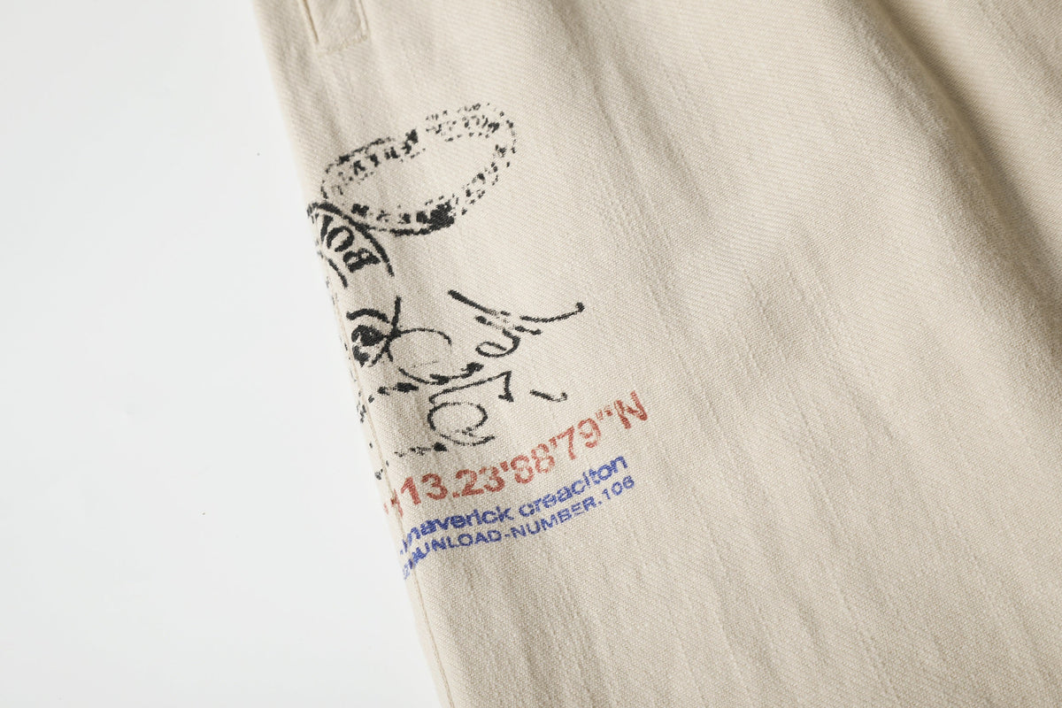 11KN THIGH POSTER PRINT PANTS; Linen; design detail