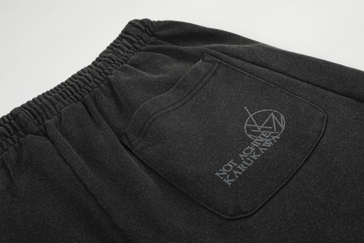 11KN SIDE GRAPHIC WIDE PANTS; Black; design detail