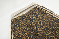 BLACK ENERGY LEOPARD PRINT SIDE STRIPE SWEATPANTS; Brown; garment construction detail