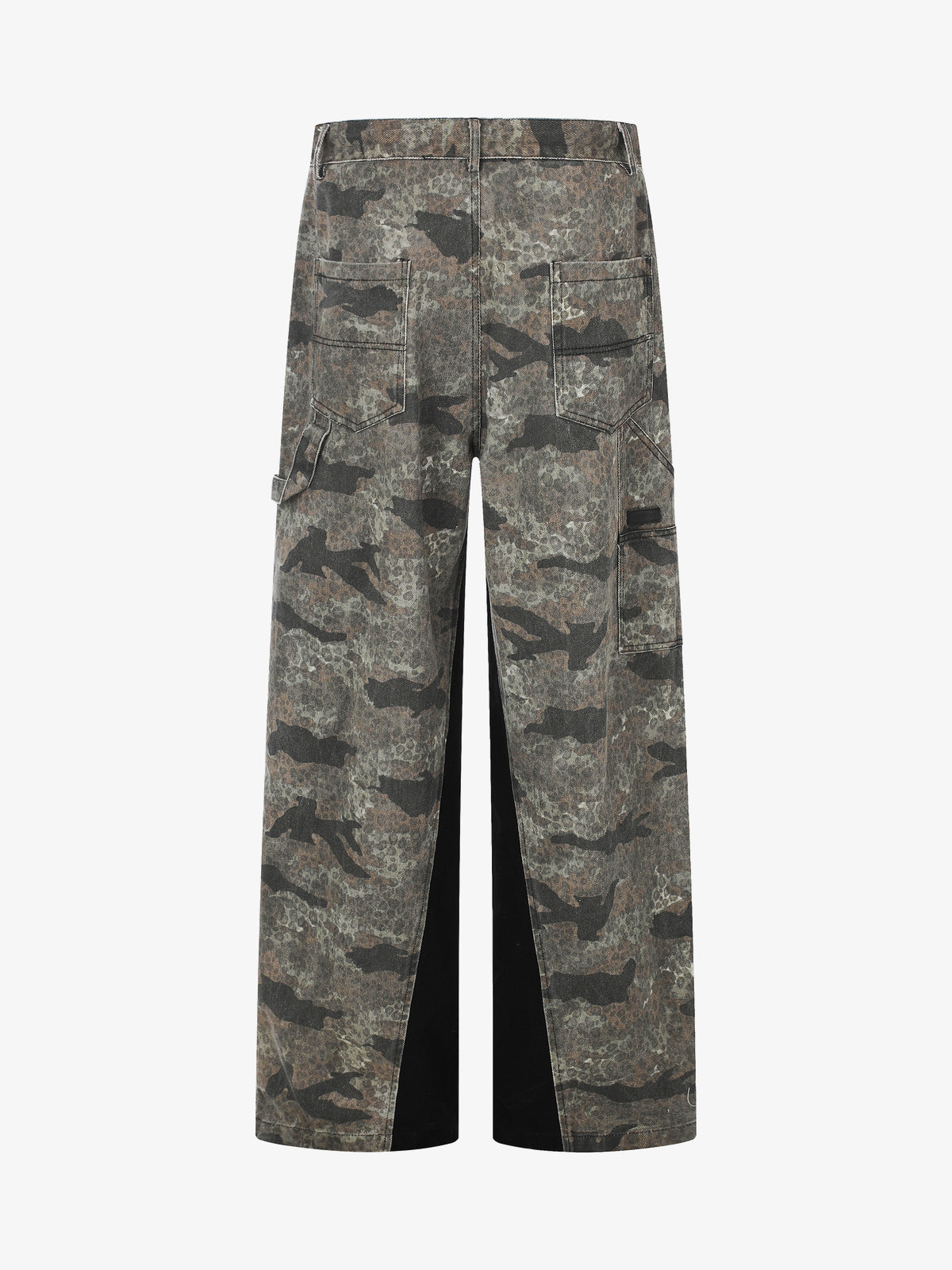 BLACK ENERGY LEOPARD CAMO PATCHWORK CARGO PANTS; Camo; back view