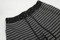 BLACK ENERGY STUDDED STRIPE BAGGY SWEATPANTS; Gray; design detail