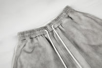 GEESAS DIAGONAL LETTER GRAPHIC SWEATPANTS; Gray; garment construction detail