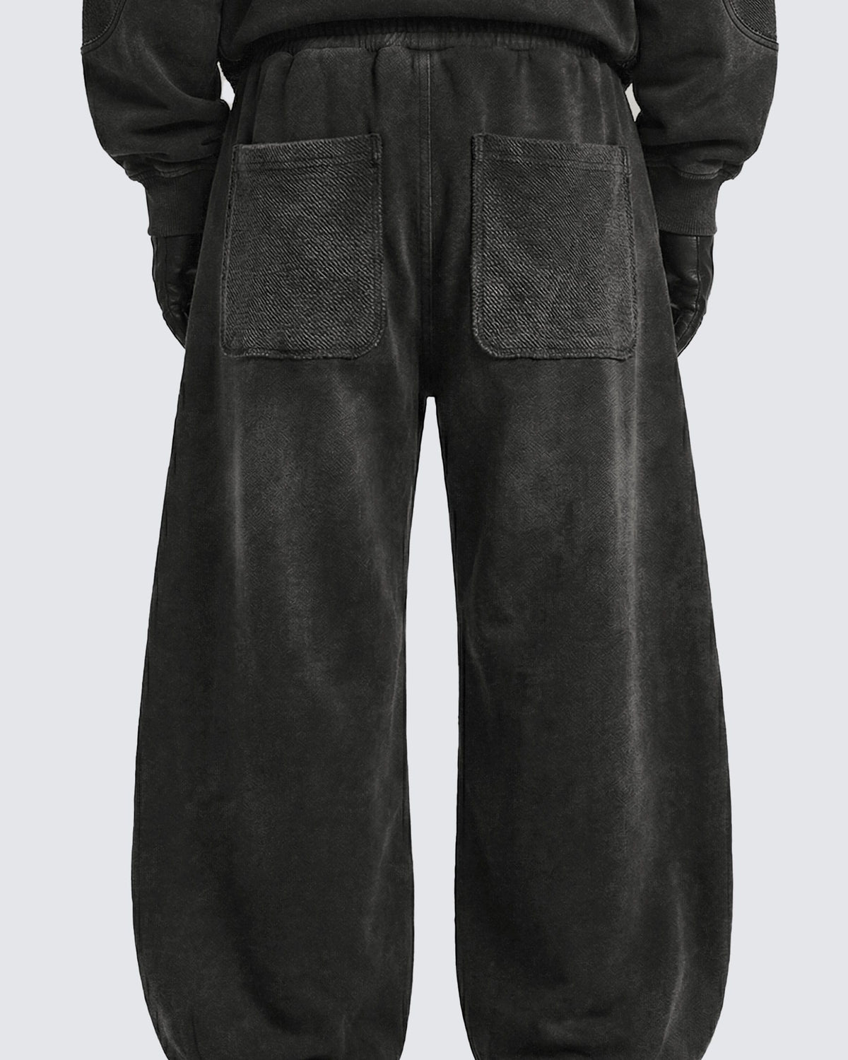 GUO WEAR WASHED ZIP HEM PANTS; Gray; model view