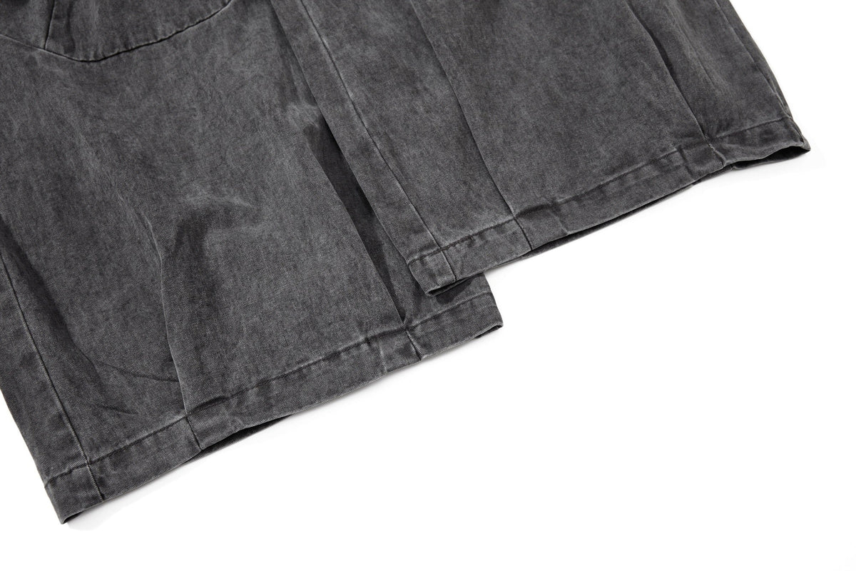 OREETA ANGLED POCKET CARGO PANTS; Black; garment construction detail