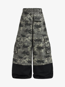 VLEX OFFICIAL CAMO CONTRAST HEM PANTS; Camouflage; back view