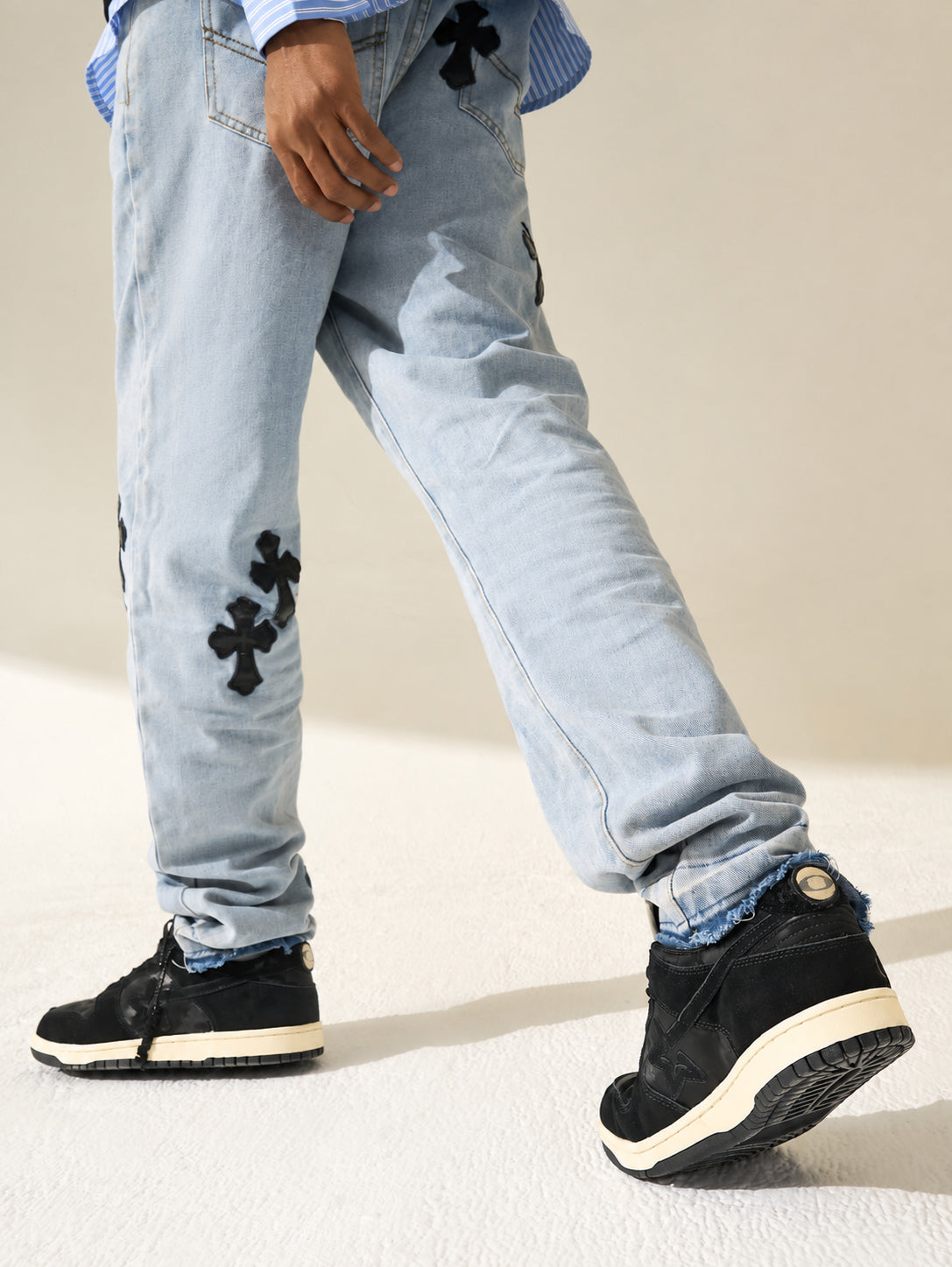 RIP STAR TONAL STAR PATCH SNEAKERS; Black; on-foot view