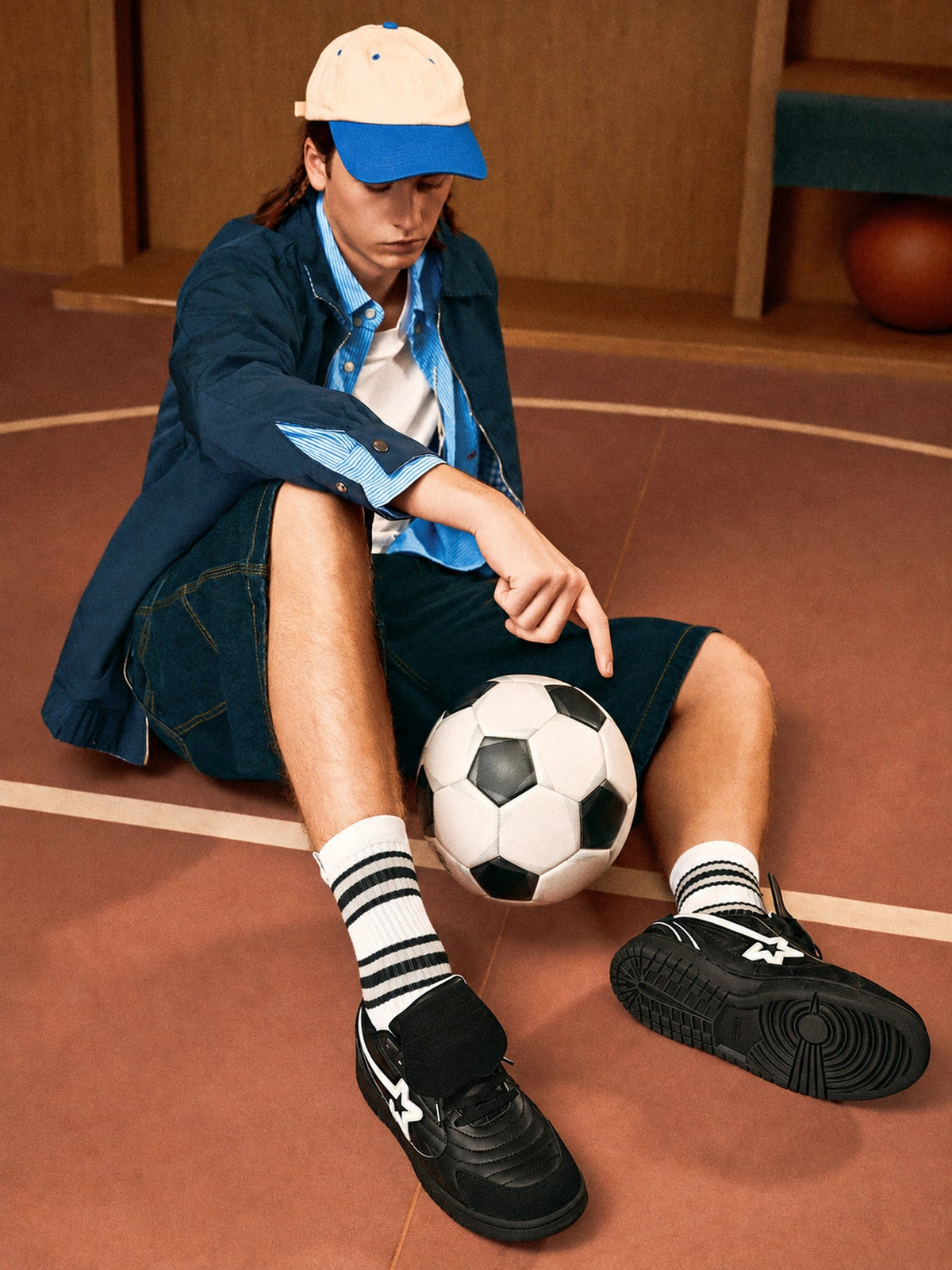 RIP STAR STAR SIDE PANEL SNEAKERS; Black; on-foot view