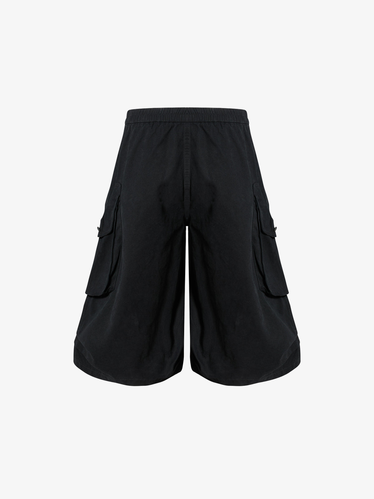 OREETA OVERSIZED POCKET CARGO SHORTS; Black; back view