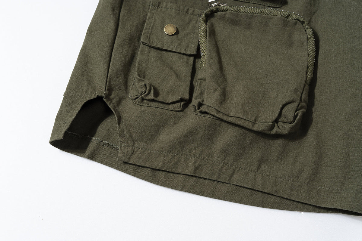 SOUNDLESS CLOUDBURST STACKED POCKET CARGO SHORTS; Olive; design detail