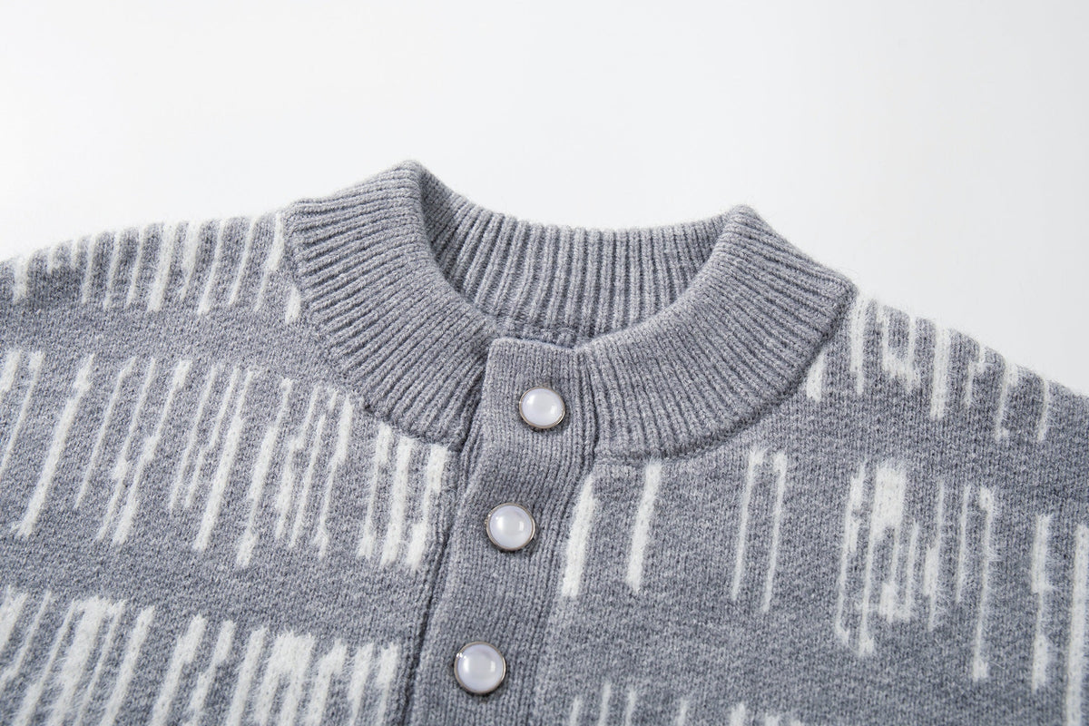 AK ANBULLET ABSTRACT BAND HENLEY SWEATER; Gray; garment construction detail