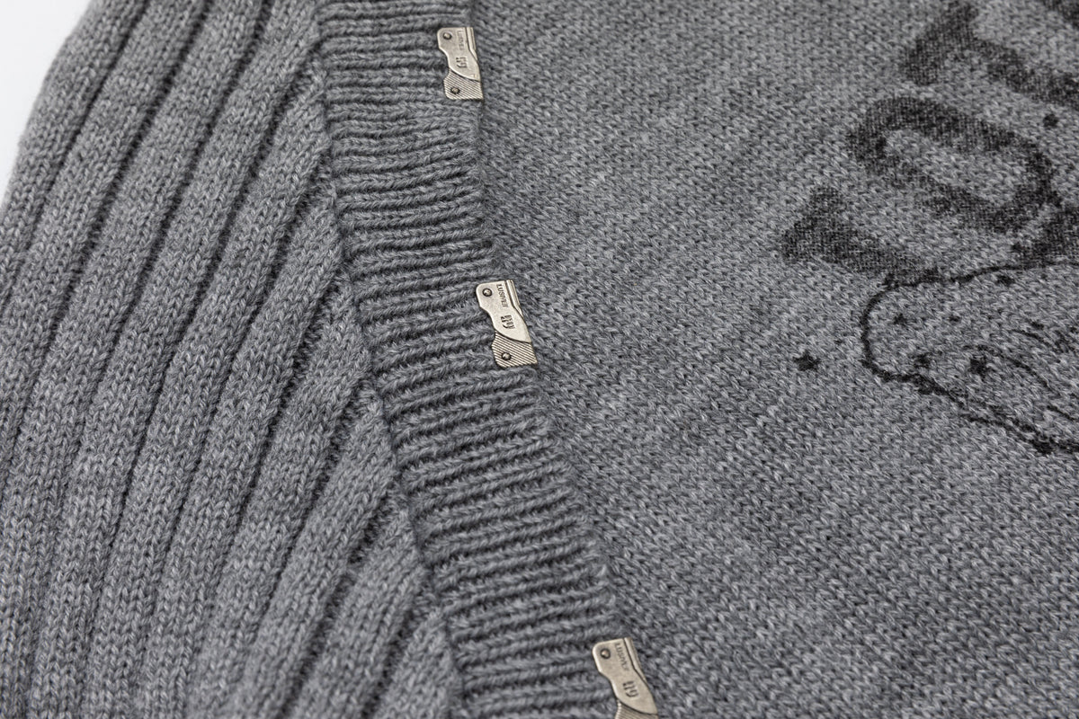 RESTARALL RIBBED PHOTO COLLAGE SWEATER; Gray; garment construction detail