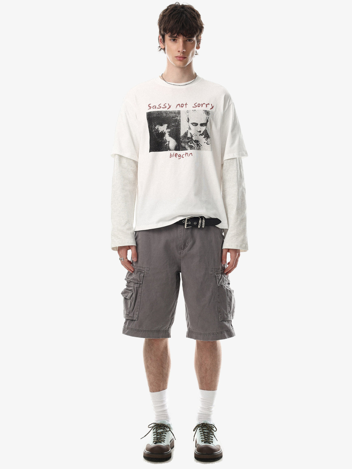 BLACK ENERGY PHOTO PRINT LAYERED SWEATSHIRT; White; model view