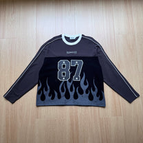 GLFS FLAME 87 GRAPHIC SWEATSHIRT; Black; front view in a styled setting