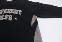 GLFS DIFFERENT LETTER GRAPHIC SWEATSHIRT; Black; design detail
