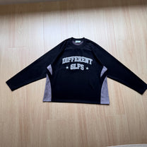 GLFS DIFFERENT LETTER GRAPHIC SWEATSHIRT; Black; front view in a styled setting