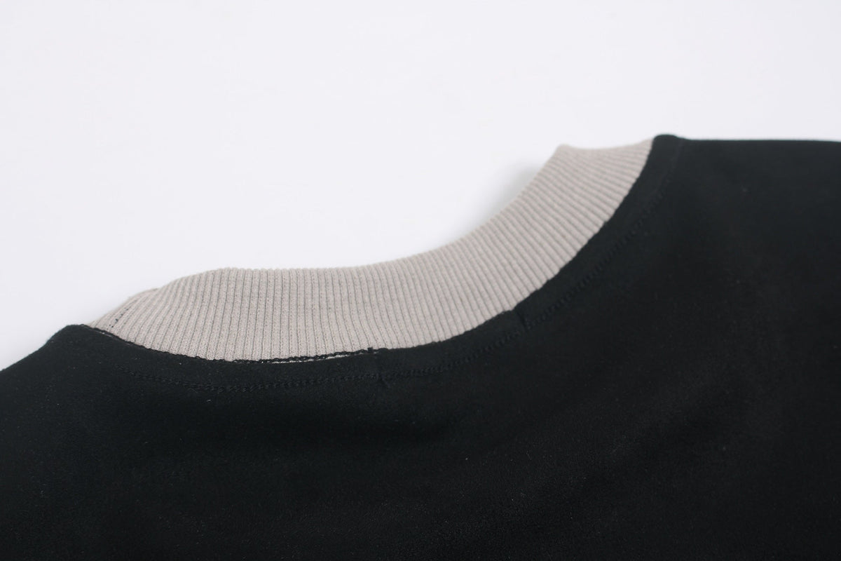 GLFS CONTRAST STRIPE RAGLAN SWEATSHIRT; Black; garment construction detail