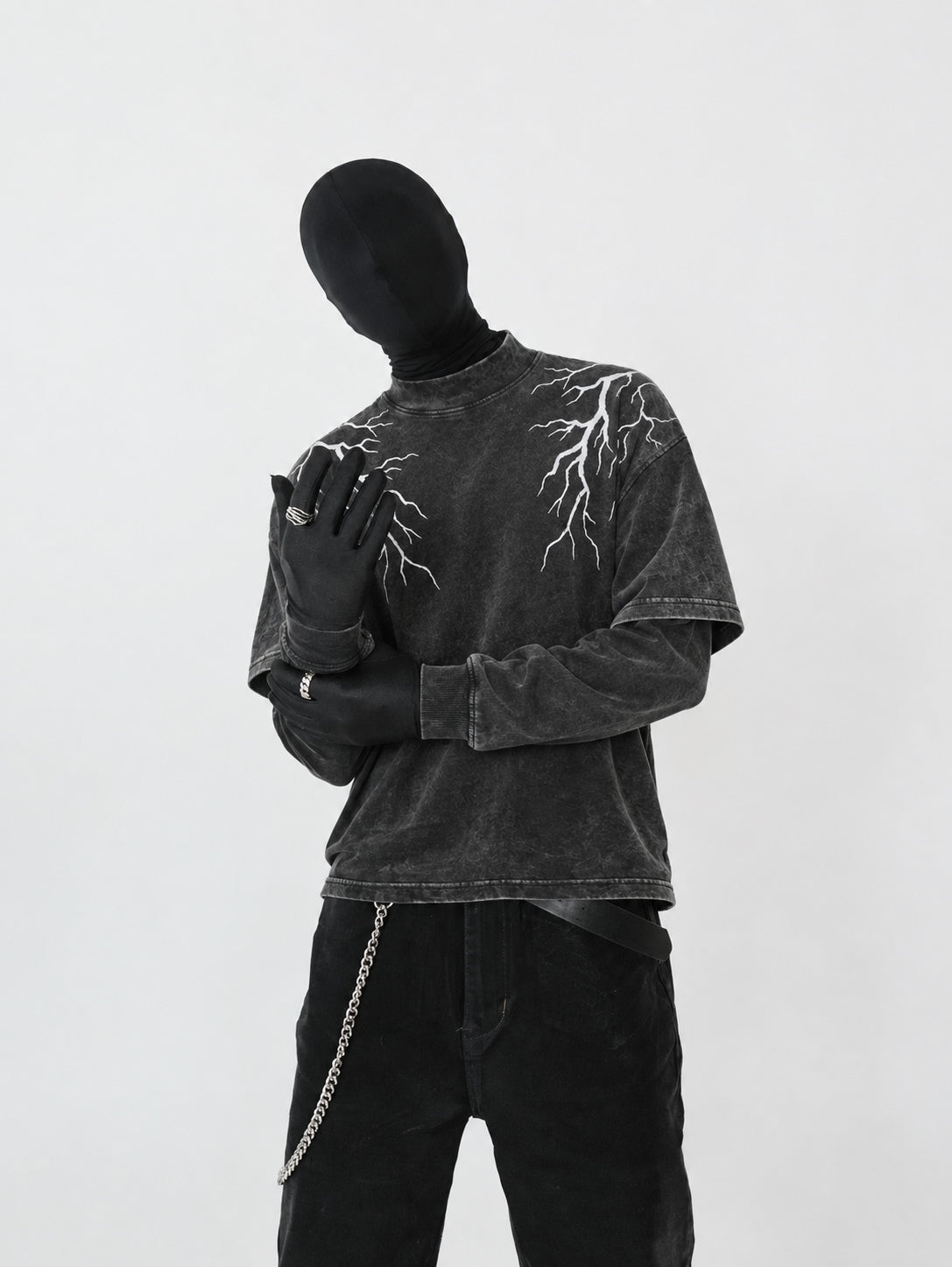 GUO WEAR LIGHTNING SHOULDER LAYERED SWEATSHIRT; Black; model view