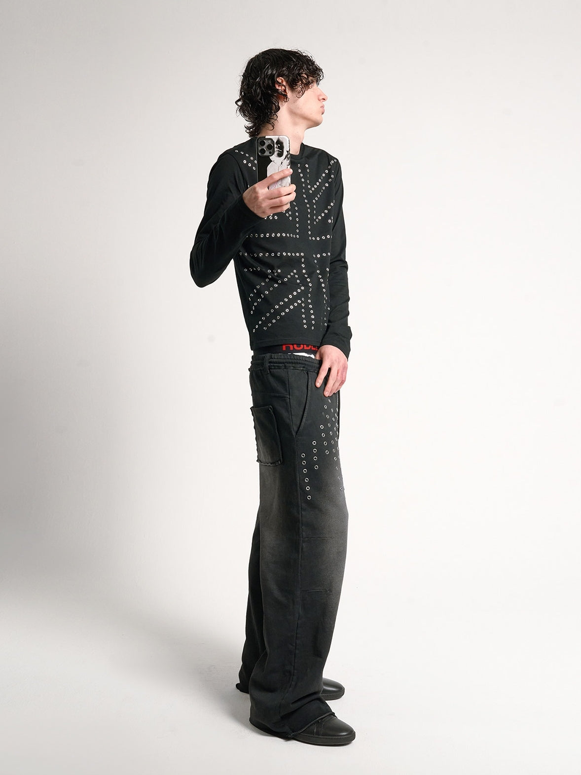 NO E MOSEN EYELET GRID SWEATSHIRT; Black; model view